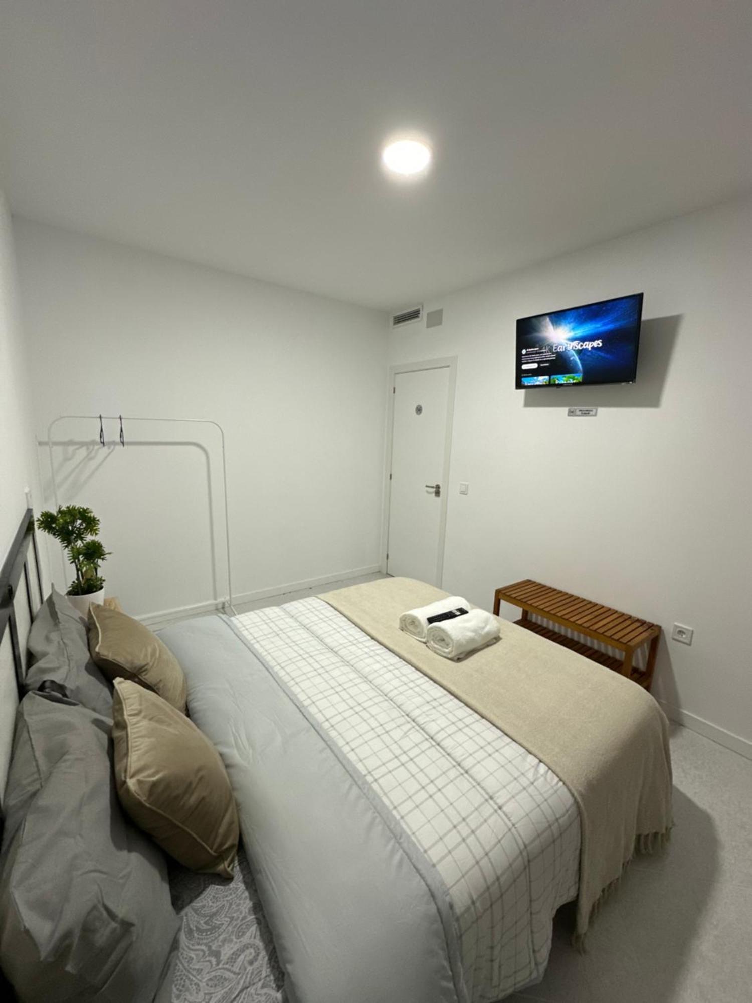 Rooms Mediavilla Madrid Exteriér fotografie