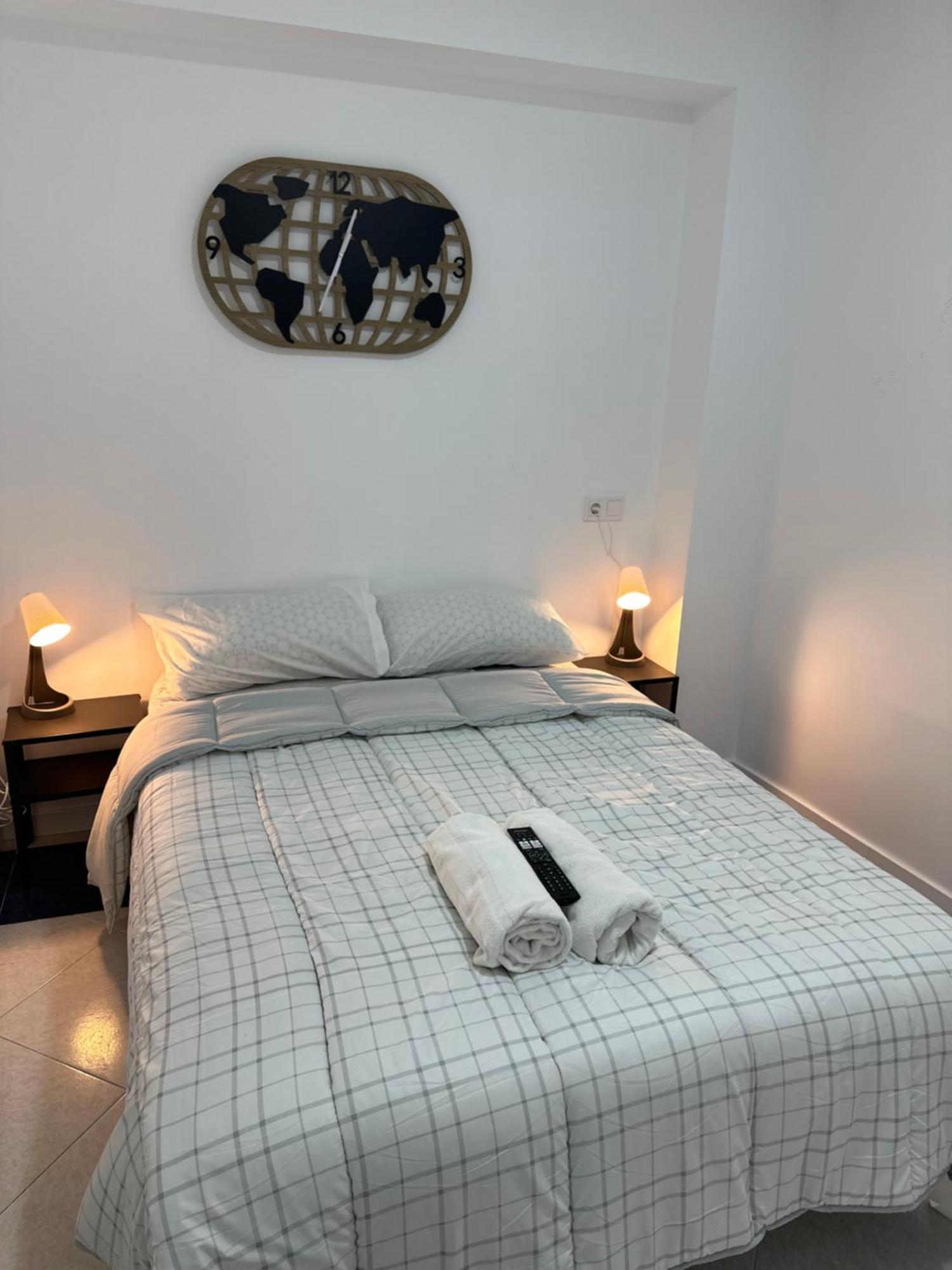 Rooms Mediavilla Madrid Exteriér fotografie